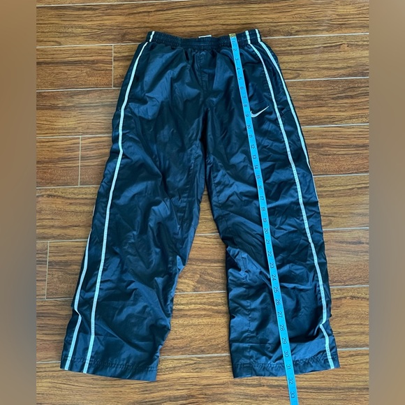 Nike - Kids - Track Pants - Black w/ White Stripe - Size: Medium - Picture 2 of 4